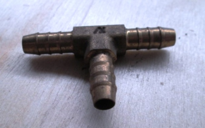 ESPIGA COMPOSITE AEREA EN TE TUBO DIAM.6