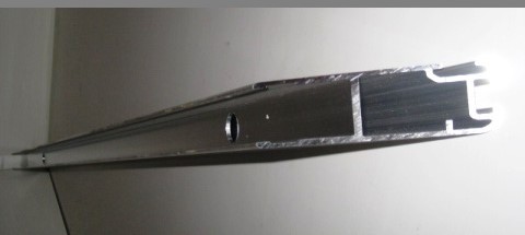 PERFIL ALU.SUP.IZD+INF.DCH.PTA.BOY.NUEVO 800 mm