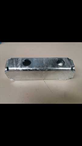 BUTOIR ACIER TRAPEZOIDAL GALV L.250 MM